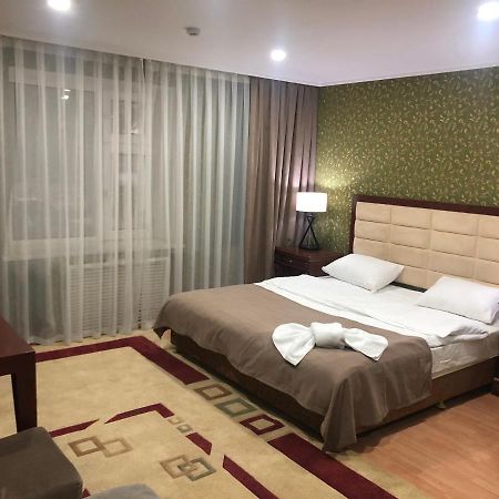 Hotel Inju 阿斯坦纳 外观 照片