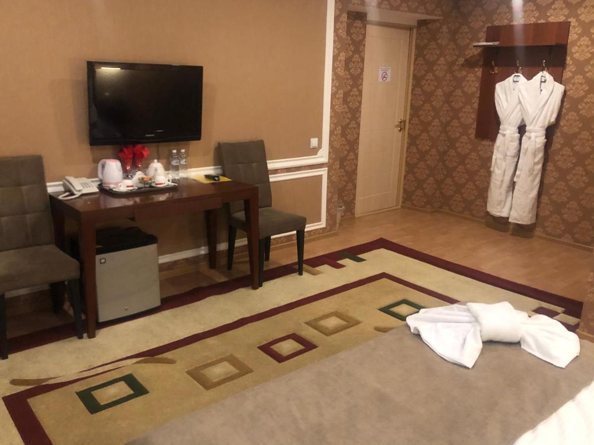 Hotel Inju 阿斯坦纳 外观 照片